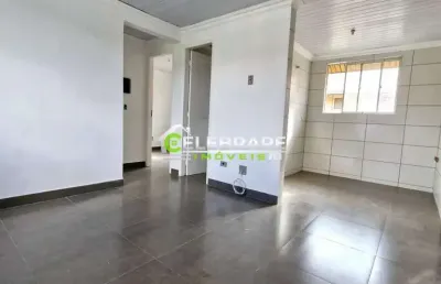 Apartamento no santa cândida, 02 quartos, ótima localização.