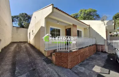 Casa em condomínio colombo! 03 quartos, churrasqueira, terreno