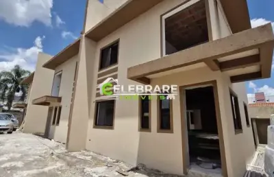 Sobrad de cond. sta cândida! 04 qtos,suíte,terraço c/ churrasq.