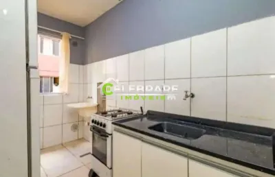 Apartamento no santa cândida! 02 qtos,área de serviço