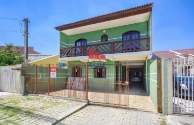 Sobrado amplo com 3 quartos, churrasqueira e 5 vagas de garagem no tatuquara