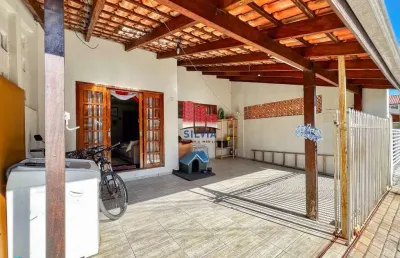 Casa com 3 quartos, em condomínio fechado, no cic/novo mundo - residencial santo andré