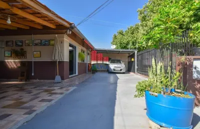 Casa com 4 quartos à venda na Rua Dom Bosco, 391, Novo Mundo, Curitiba