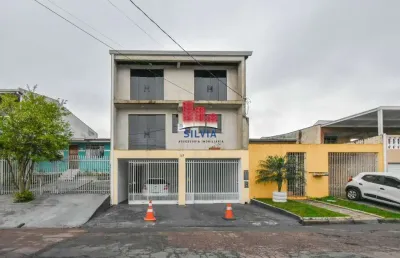 Sobrado em fase de acabamento e uma casa térrea - dois imóveis em um único terreno