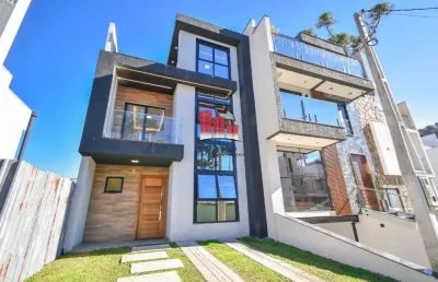 Casa com 3 quartos à venda na Rua Emanoel Voluz, 1301, Pinheirinho, Curitiba