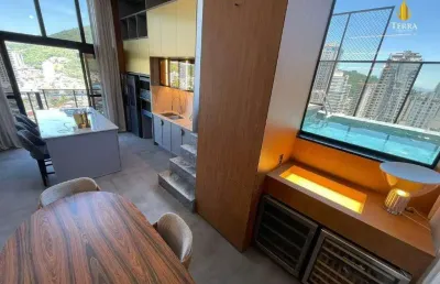 Cobertura duplex a venda no edifício serenity tower localizado no bairro fazenda em itajaí.