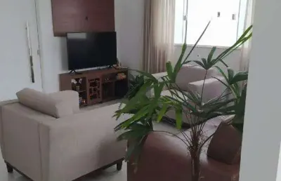 Sobrado a venda localizado no centro em balneário camboriú.