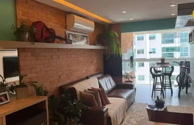 Apartamento à venda no aloha home resort localizado na praia brava em itajaí.
