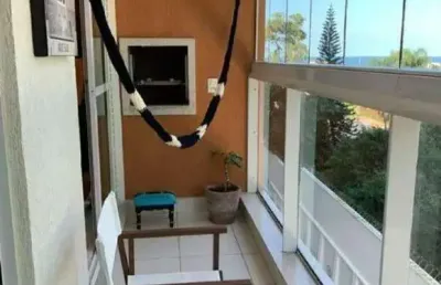 Apartamento à venda no aloha home resort localizado na praia brava em itajaí.