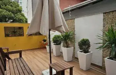 Apartamento mobiliado à venda no localizado no centro de balneário camboriú