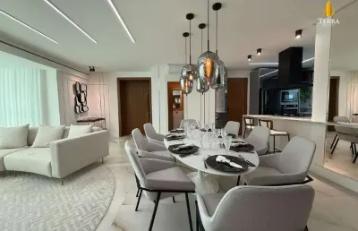 Apartamento de alto padrão mobiliado com vaga náutica em balneário camboriú