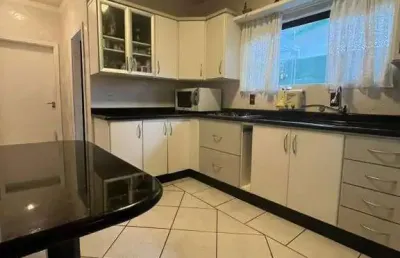 Casa a venda localizada no bairro são joão em itajaí