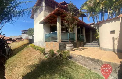 Casa com 3 dormitórios à venda, 223 m² por r$ 900.000,00 - lourdes - brumadinho/mg