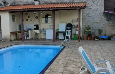 Casa em condomínio fechado com 2 quartos para alugar na Vila Mike, São Roque 