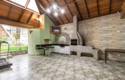 Casa com 5 quartos à venda na Rua Heitor Baggio Vidal, 2570, Bairro Alto, Curitiba