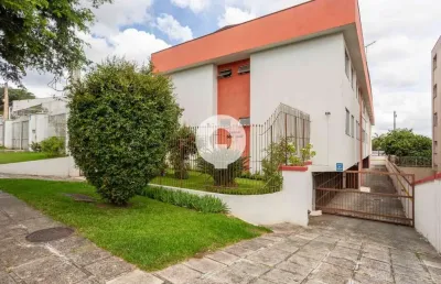 Apartamento com ótima planta e 2 vagas cobertas no água verde