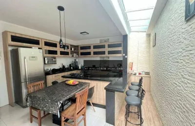 Maravilhoso sobrado com 03 suites + 04 vagas com móveis planejados em todos os ambientes na vila gomes cardim !!!