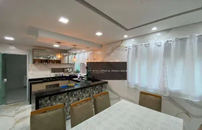 Maravilhoso sobrado na cidade lider ! são 04 dormitórios sendo 01 suite + 02 vagas coberta e amplo espaço gourmet !!