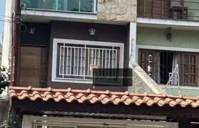 Excelente sobrado jd nossa senhora do carmo com 03 dorms sendo 01 suite com 04 vagas de garagem e área gourmet