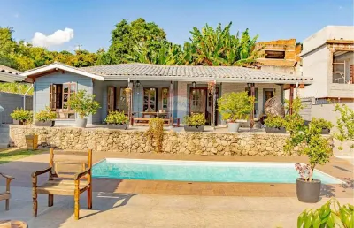 Casa nova em condomínio fechado! segurança, diversão e investimento em um só lugar!