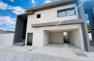 Casa com 3 quartos para alugar no Jardim dos Pinheiros, Atibaia 