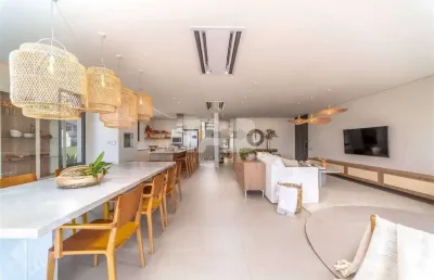 Casa com 5 quartos à venda na Rua Hercelina M. Vieira, 167, Praia do Estaleiro, Balneário Camboriú