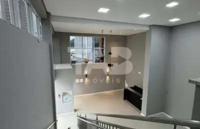 Sala comercial com 200m² para locação | praia brava