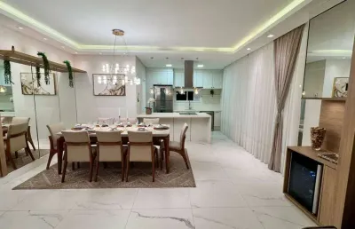 Apartamento com 5 quartos à venda na Rua 238, Meia Praia, Itapema