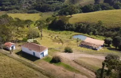Fazenda / sítios / chácaras com 2 quartos à venda em cruzília