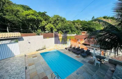 Casa com 5 quartos à venda na Rua Figueira, 83, Pereque-Mirim, Ubatuba