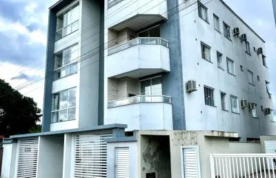 Viva ao lado do mar numa cobertura mobiiada em itajuba