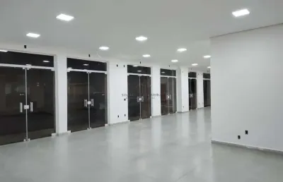 Amplo e moderno salão comercial para locação no centro de indaiatuba