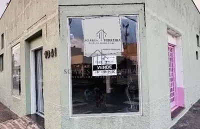 Salão comercial  no centro de indaiatuba-sp: 1 sala, 2 banheiros, 128m² - venda ou locação!