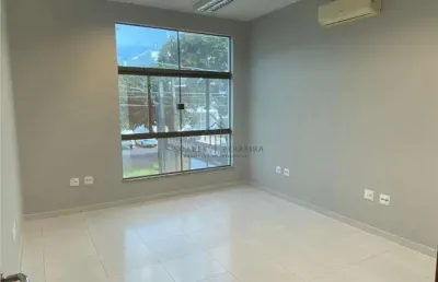 Alugue sua sala comercial na vila castelo branco, indaiatuba-sp! 20m², banheiro privativo, localização privilegiada!