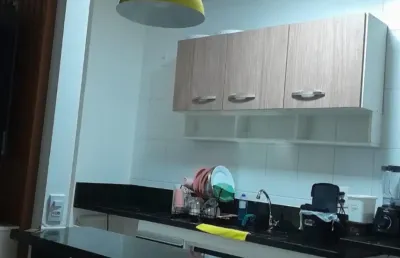 Apartamento 2 dormitorios com suíte  na praia grande