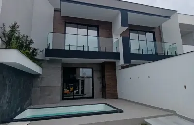 Casa com 3 quartos à venda na Rua Santo Agostinho, 2, Rio Pequeno, Camboriú