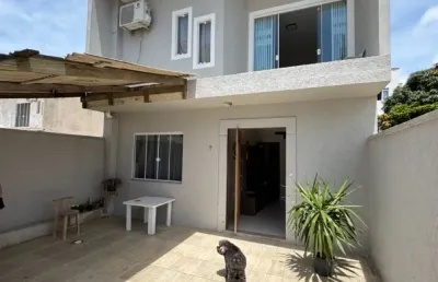 Casa com 3 quartos à venda na Rua Bagdá, 01, Santa Regina, Camboriú
