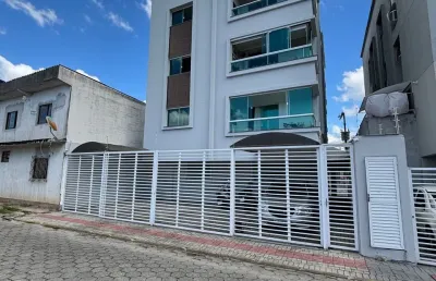 Apartamento com 2 quartos à venda na Rua Lauro Muller, 210, Lídia Duarte, Camboriú