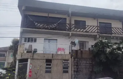 Excelenta casaem balneario camboriu com linda vista para a cidade!