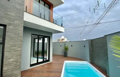 Duplex maravilhoso em bairro privilegiado com 3 suítes, em camboriú