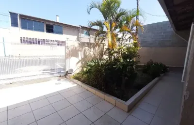 Casa com 2 quartos à venda na Rua Campos Novos, 60, Municípios, Balneário Camboriú