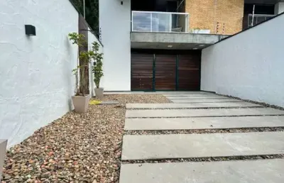 Casa com 3 quartos à venda no Centro, Balneário Piçarras 