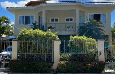 Linda casa com 5 suítes + 2 dependência completa no condomínio vil do joanes