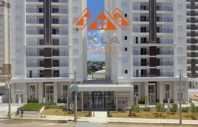 Belo apartamento com 85m² 100% mobiliado - andar alto.