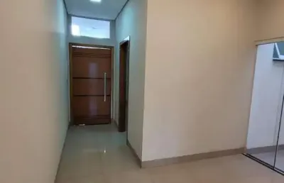 Casa para venda em uberlândia, santa mônica, 3 dormitórios, 1 suíte, 1 banheiro, 2 vagas