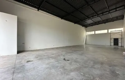 Barracão / Galpão / Depósito à venda no Shopping Park, Uberlândia 