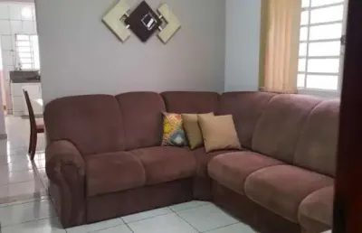 Casa para venda em uberlândia, santa mônica, 3 dormitórios, 1 suíte, 2 banheiros, 3 vagas