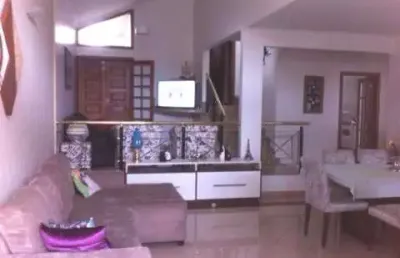 Casa à venda em jundiaí-sp, jardim planalto: 4 quartos, 2 suítes, 1 sala, 3 banheiros, 4 vagas de garagem, 270m².