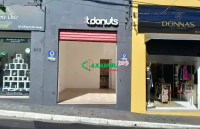 Sala comercial para locação no centro de jundiaí-sp: 1 sala, 1 banheiro, 20m² de área.