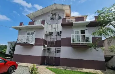 Apartamento com 2 quartos para alugar na Rua Emílio Germano Riesenberg, 497, Glória, Joinville